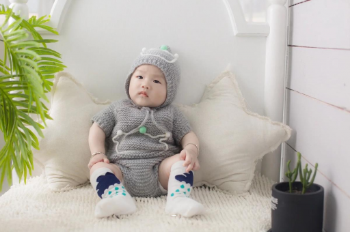 百色七个月宝宝脚长